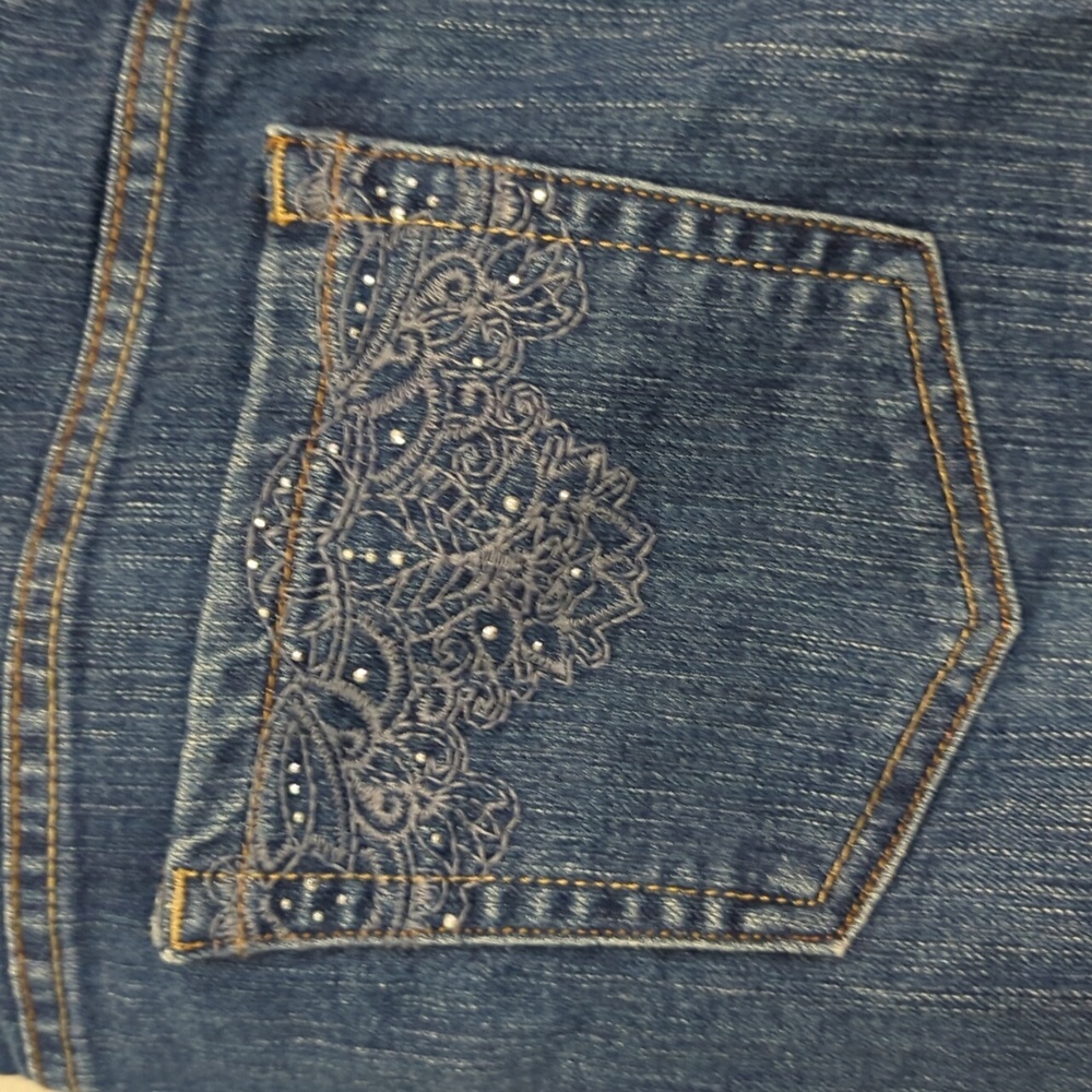 Gloria Vanderbilt Amanda Skimmer Denim Jeans Capri Pants Size 16 - Picture 6 of 9